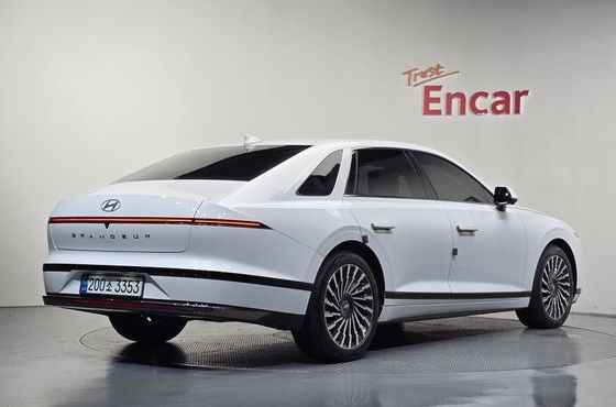 Hyundai Grandeur 3.5 Gasoline 2WD Calligraphy — пробег 3 242 км — фото 2 из 5