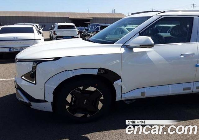Kia EV5 Long Range 2WD Earth — пробег 1 км — фото 2 из 5