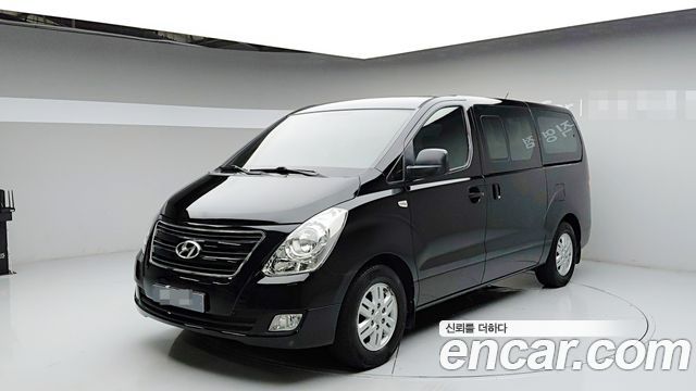 Hyundai Starex 12-Seater Wagon Smart — пробег 81 066 км — фото 1 из 5