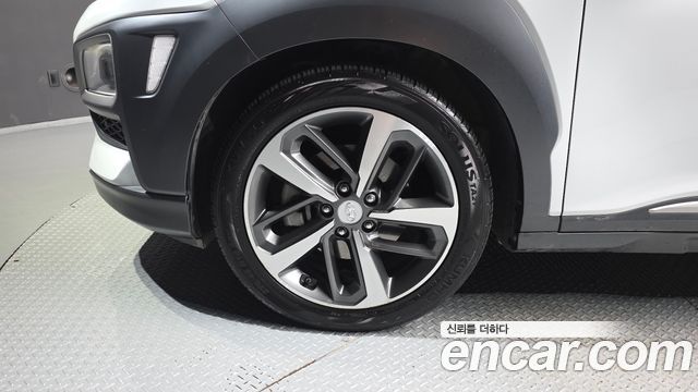 Hyundai Kona из Кореи Encar