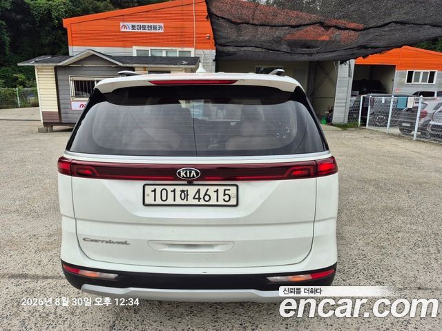 Kia Carnival Diesel 9-Seater Prestige — пробег 135 000 км — фото 4 из 5