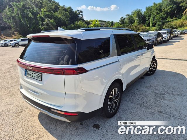 Kia Carnival Diesel 9-Seater Prestige — пробег 234 000 км — фото 2 из 5