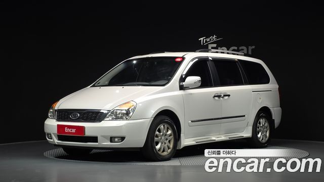 Kia Carnival Grand Carnival GLX Deluxe — пробег 106 066 км — фото 1 из 5