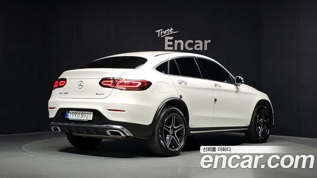 Mercedes-Benz GLC-Class GCL300 4MATIC Coupe — пробег 57 644 км — фото 2 из 5