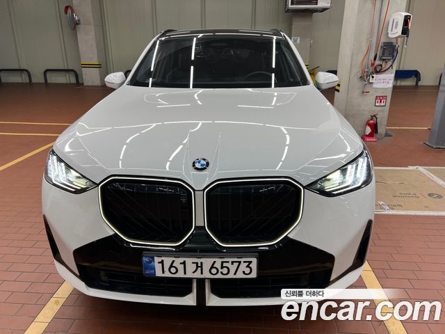 BMW X3 xDrive 30 M Sport Pro — пробег 10 879 км — фото 1 из 5