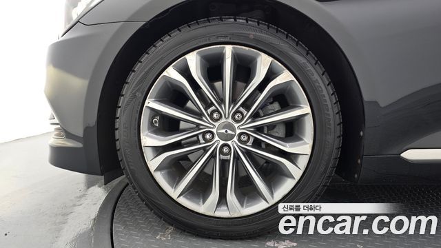 Hyundai Genesis из Кореи Encar