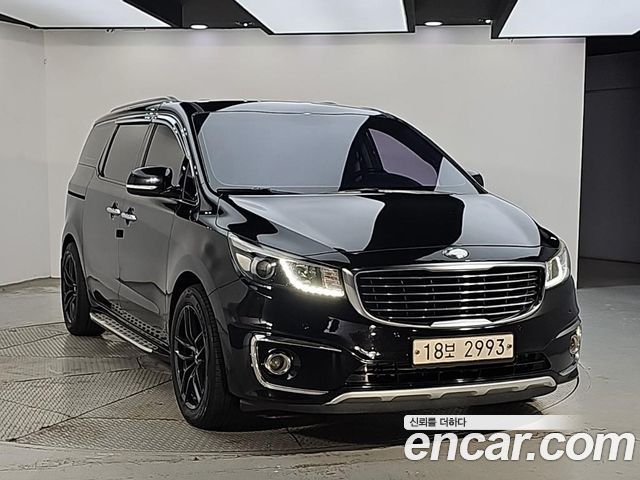 Kia Carnival 9-seater Noblesse — пробег 193 892 км — фото 2 из 5