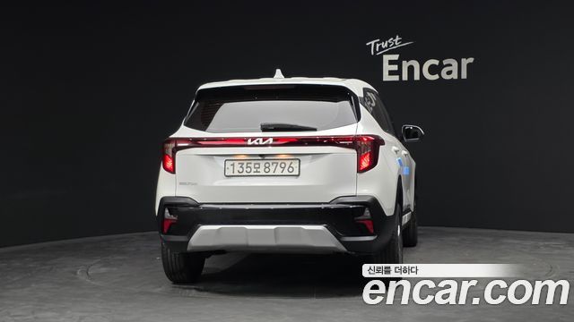 Kia Seltos из Кореи Encar