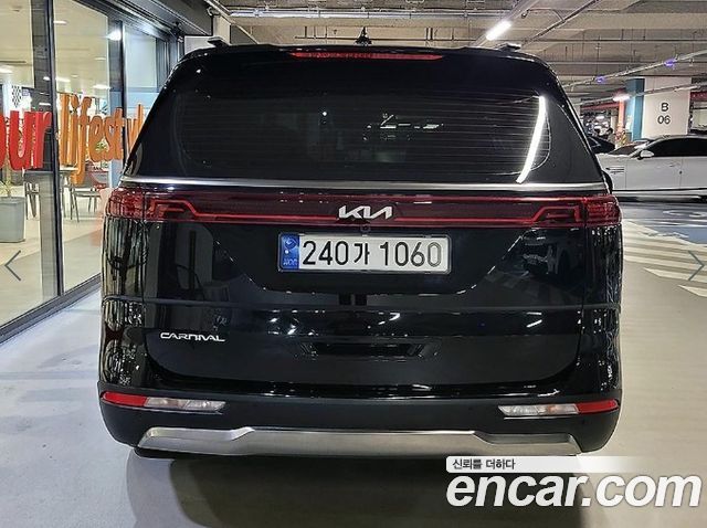 Kia Carnival Gasoline 9-Seater Signature — пробег 55 095 км — фото 4 из 5