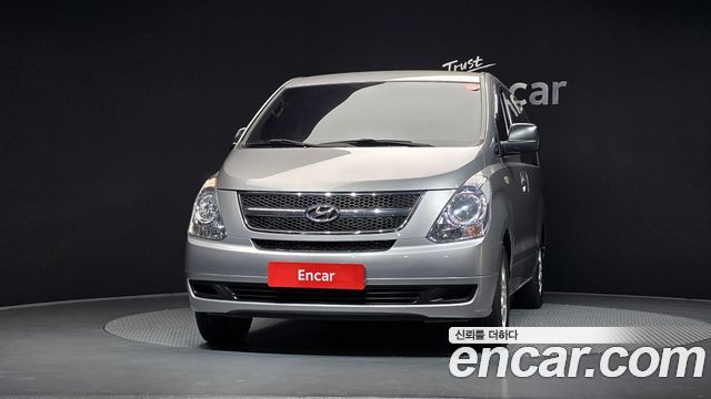 Hyundai Starex 12-Seater Wagon CVX Deluxe — пробег 134 010 км — фото 3 из 5