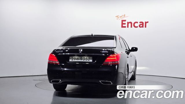 Hyundai Equus из Кореи Encar