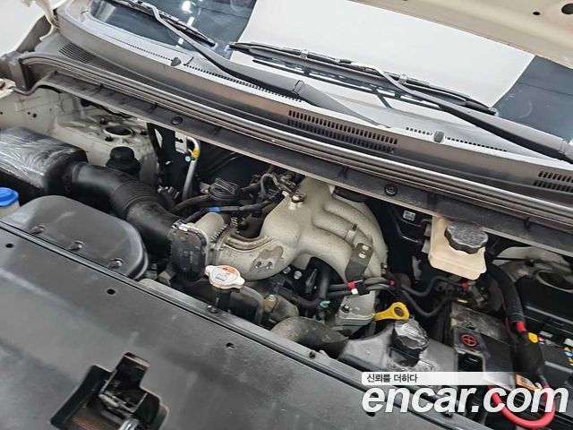 Hyundai Starex Van 3-Seater LPi Smart — пробег 31 933 км — фото 5 из 5