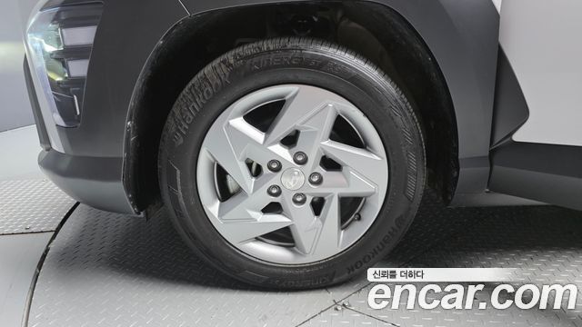 Hyundai Kona Premium — пробег 32 377 км — фото 5 из 5