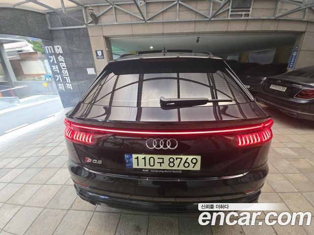 Audi SQ8 из Кореи Encar