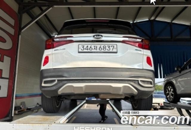 Kia Seltos из Кореи Encar
