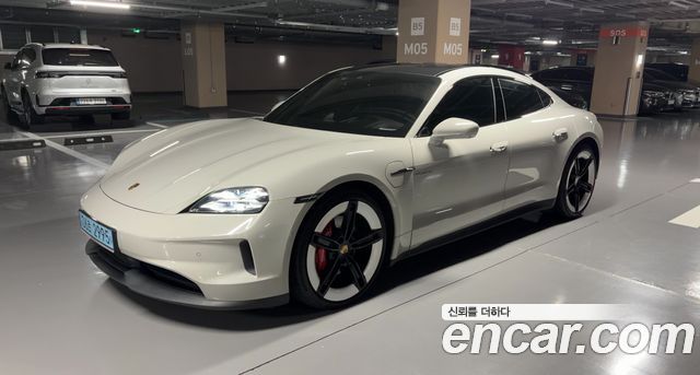 Porsche Taycan 4S — пробег 45 000 км — фото 5 из 5