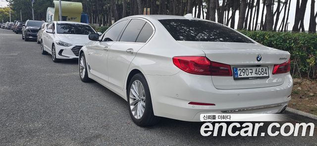 BMW 5-Series 520d Luxury Special Edition — пробег 115 000 км — фото 2 из 5