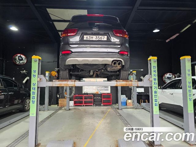 Kia Sorento Diesel 2.2 2WD Noblesse — пробег 177 672 км — фото 2 из 3
