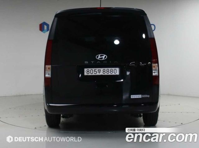 Hyundai Staria Cargo 5-Seater Smart — пробег 2 344 км — фото 4 из 5