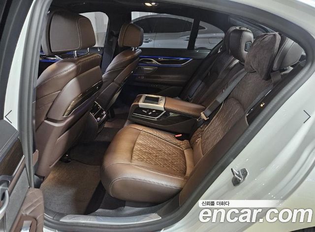 BMW 7-Series из Кореи Encar