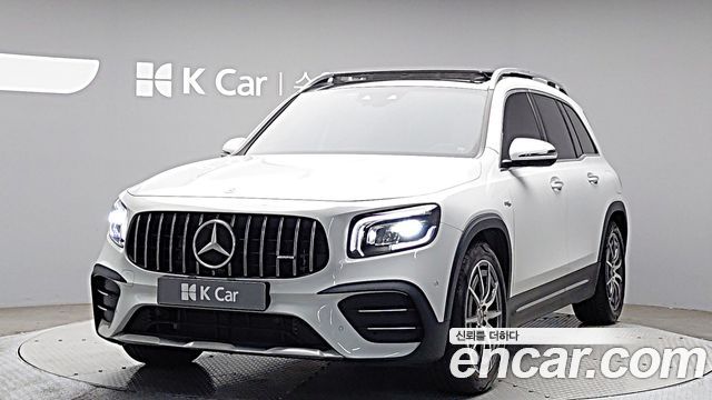 Mercedes-Benz GLB-Class AMG GLB35 4MATIC — пробег 28 518 км — фото 1 из 5