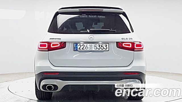 Mercedes-Benz GLB-Class AMG GLB35 4MATIC — пробег 28 518 км — фото 4 из 5