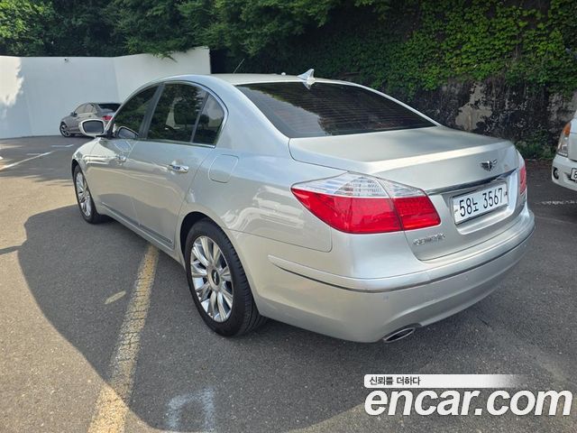 Hyundai Genesis из Кореи Encar