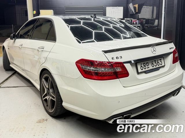 Mercedes-Benz E-Class из Кореи Encar