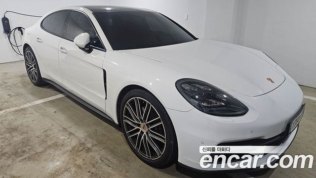 Porsche Panamera 3.0 AWD — пробег 54 136 км — фото 2 из 5