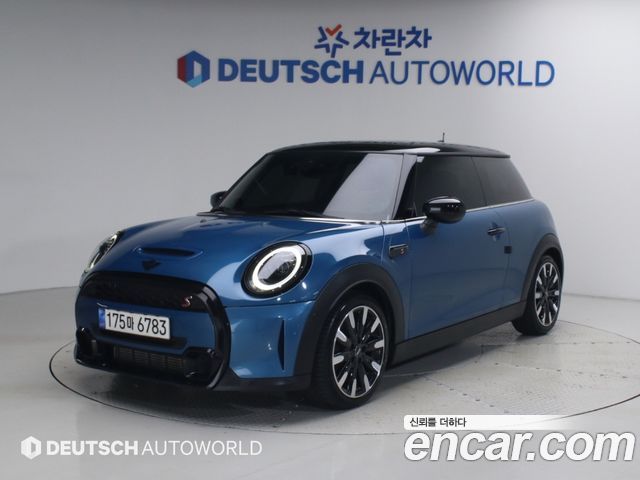 Mini Cooper Classic Third Generation — пробег 112 135 км — фото 1 из 5