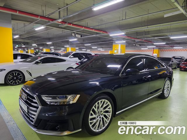 Audi A8 55 TFSI Quattro LWB — пробег 130 000 км — фото 2 из 5