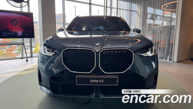 BMW X3 xDrive 30 M Sport Pro — пробег 9 км — фото 3 из 5