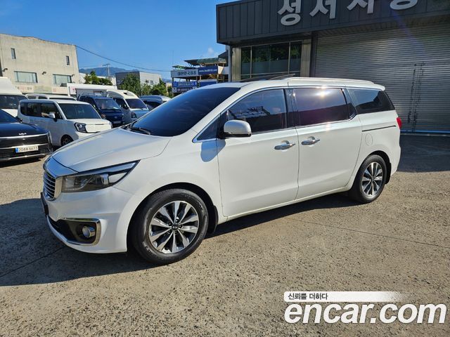 Kia Carnival из Кореи Encar