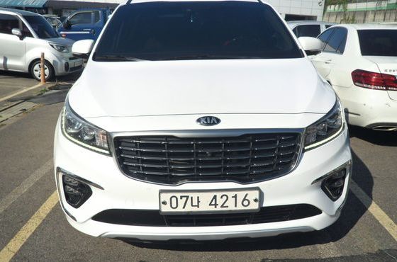 Kia Carnival 7-Seater Limousine President — пробег 130 300 км — фото 2 из 5