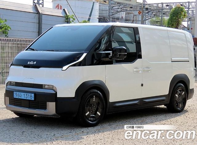 Kia PV5 из Кореи Encar