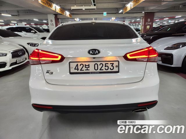 Kia K3 Trendy Style — пробег 70 119 км — фото 3 из 5