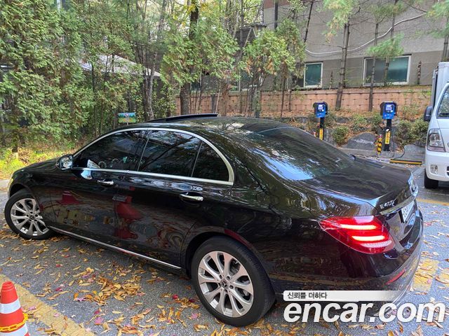 Mercedes-Benz E-Class из Кореи Encar