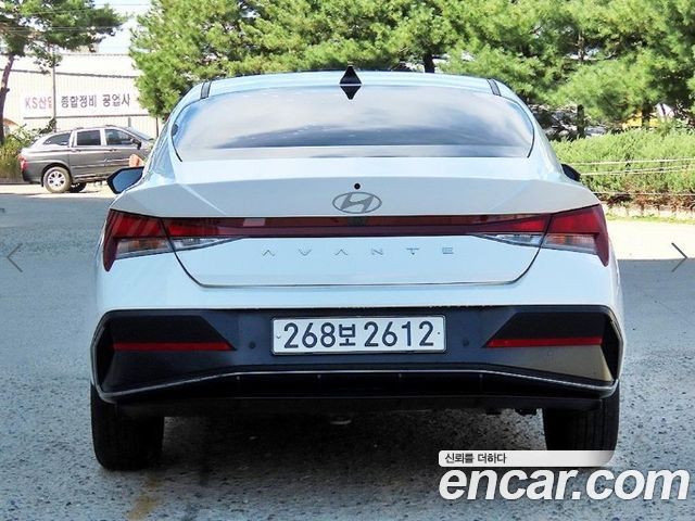 Hyundai AVANTE 1.6 Modern — пробег 16 678 км — фото 4 из 5