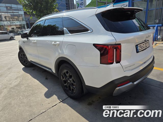 Kia Sorento HEV 1.6 2WD Signature — пробег 42 600 км — фото 2 из 5