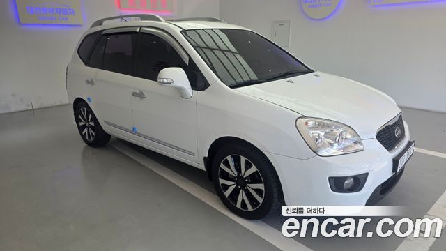 Kia Carens из Кореи Encar