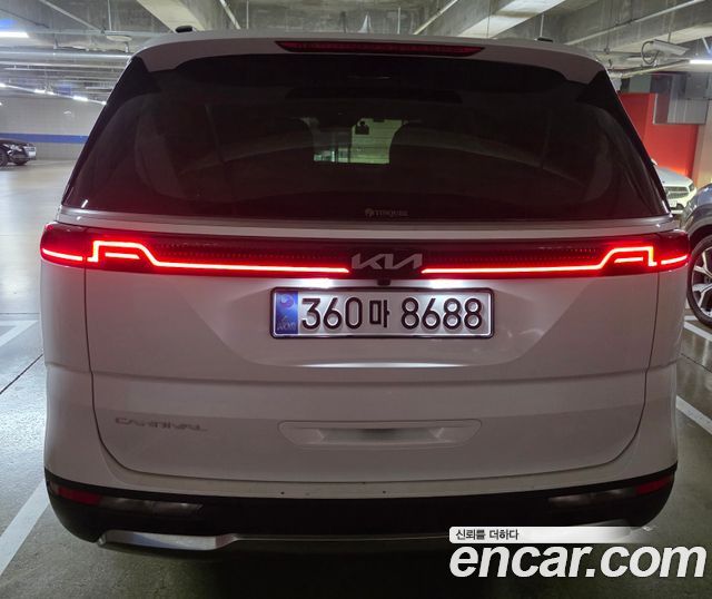Kia Carnival Diesel 7-Seater Signature — пробег 134 800 км — фото 4 из 5