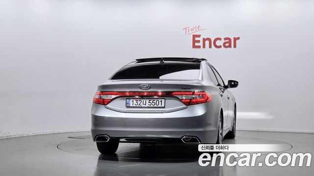 Hyundai Grandeur Premium — пробег 109 402 км — фото 4 из 5