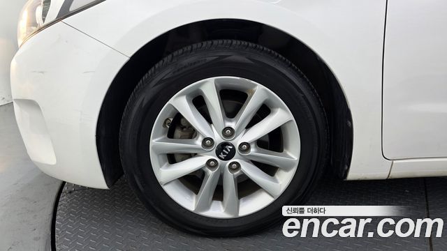 Kia K3 из Кореи Encar