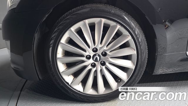 Hyundai Equus из Кореи Encar