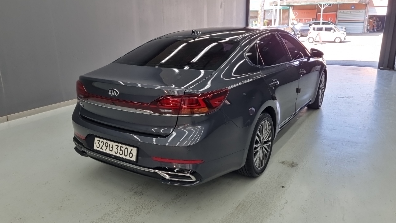 Kia K7 из Кореи Encar