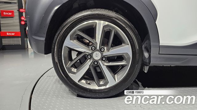 Hyundai Kona 1.6 Turbo 2WD Premium — пробег 68 815 км — фото 5 из 5