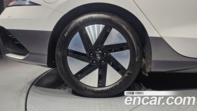 Hyundai Ioniq6 Standard E-Value+ — пробег 39 996 км — фото 5 из 5