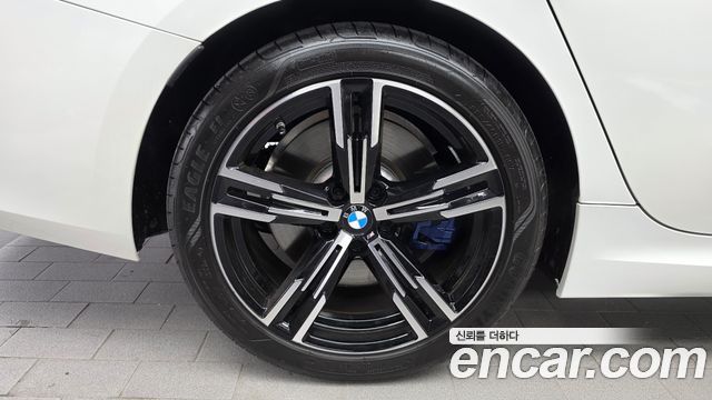 BMW 3-Series 320i M Sport — пробег 5 000 км — фото 5 из 5