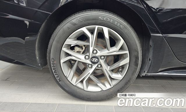 Hyundai Sonata 2.0 Premium Plus — пробег 20 837 км — фото 5 из 5