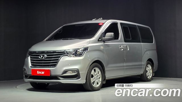 Hyundai Starex Wagon 11-Seater Smart — пробег 145 750 км — фото 1 из 5